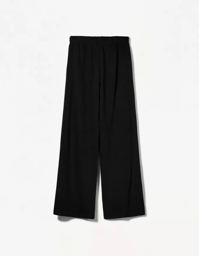 Pantalón de felpa con costuras laterales. Black