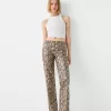 Pantalón efecto piel animal print Beige
