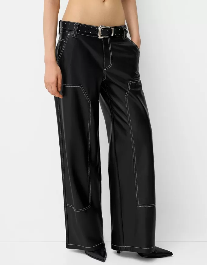 Pantalón efecto piel contraste cinturón Black