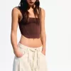 Pantalón fluido con pinzas Beige