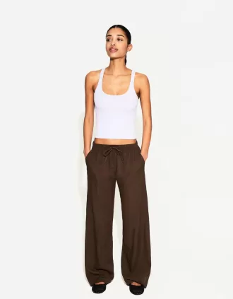 Pantalón mezcla de lino con cinturilla elástica Brown