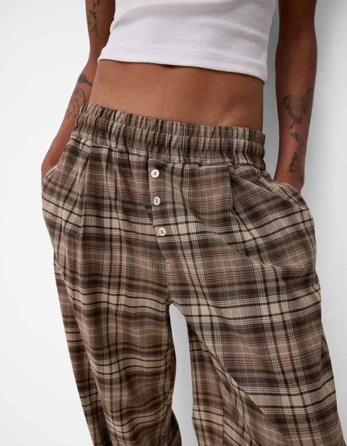 Pantalón recto cuadros Brown