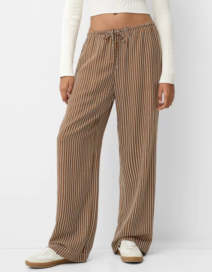 Pantalón recto de rayas con cintura elástica Brown