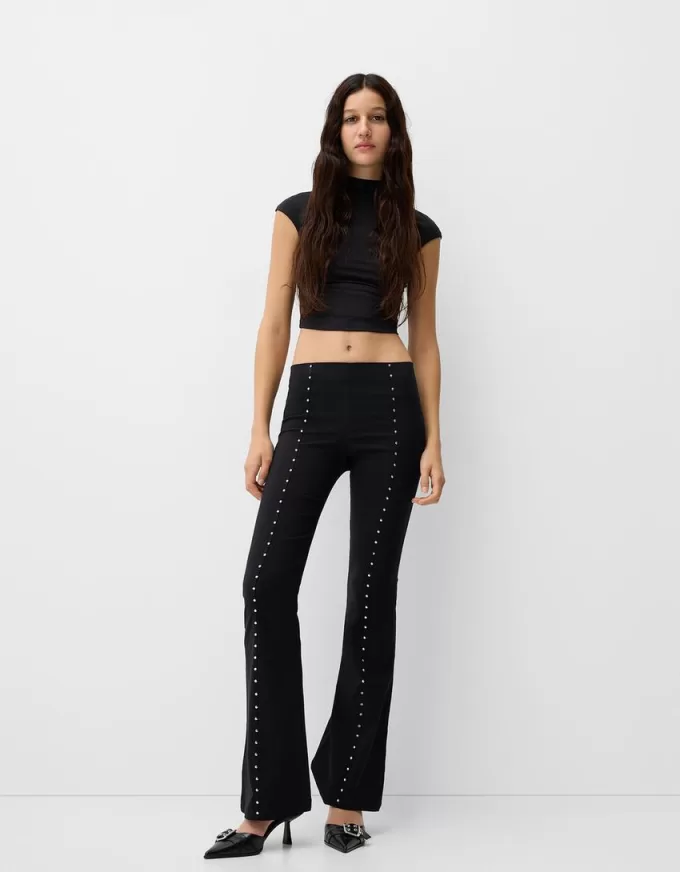 Pantalones acampanados con tachuelas Black