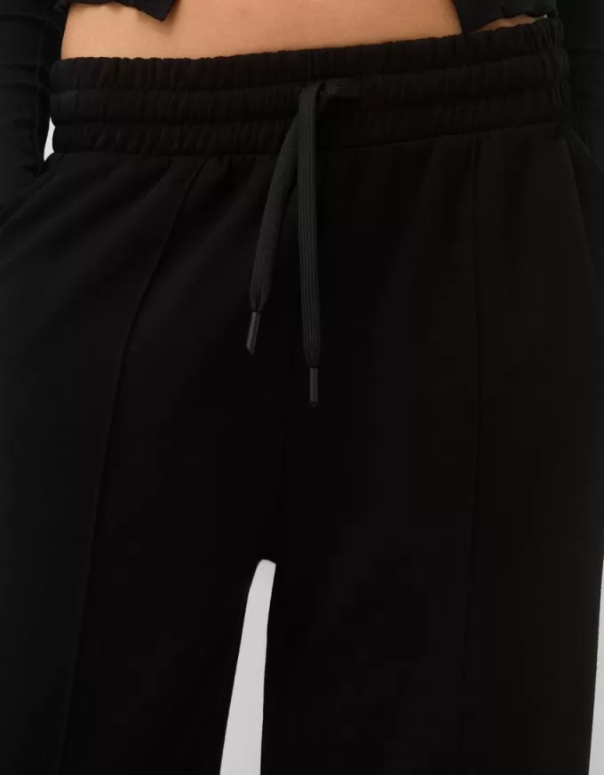 Pantalones anchos suaves Black