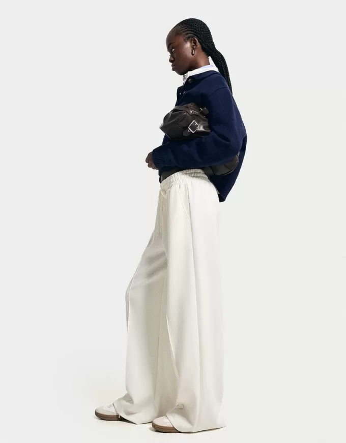 Pantalones anchos suaves Cream