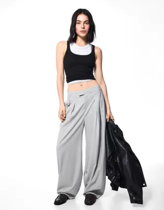 Pantalones de sastre con corte globo Dark grey