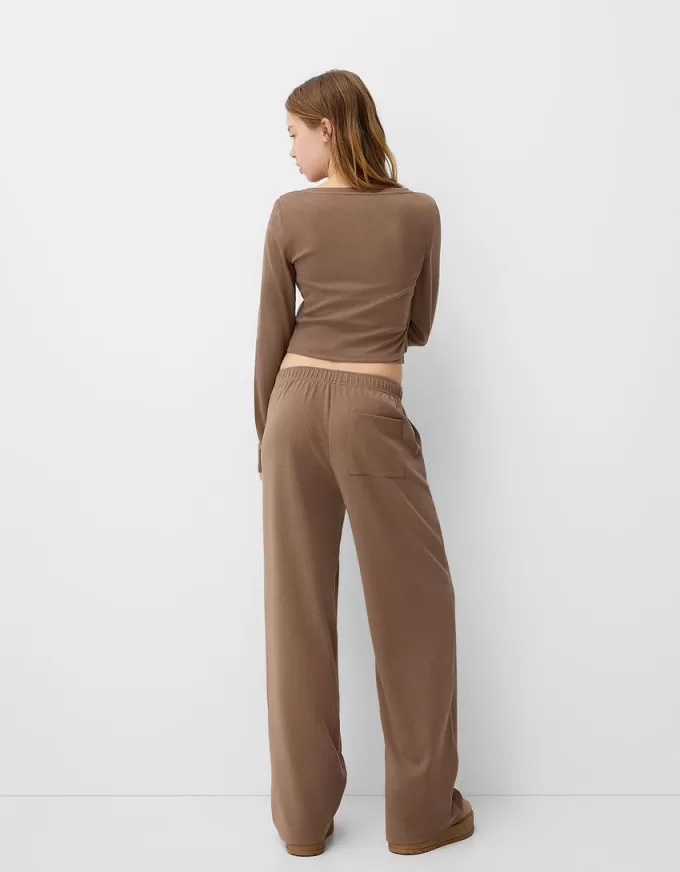 Pantalones rectos Camel