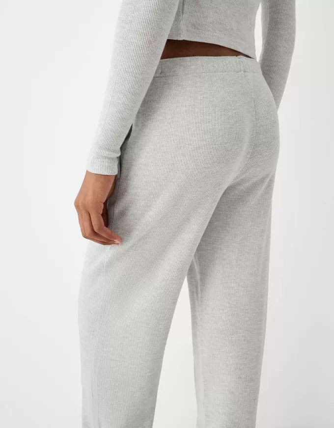 Pantalones textura gofre Grey