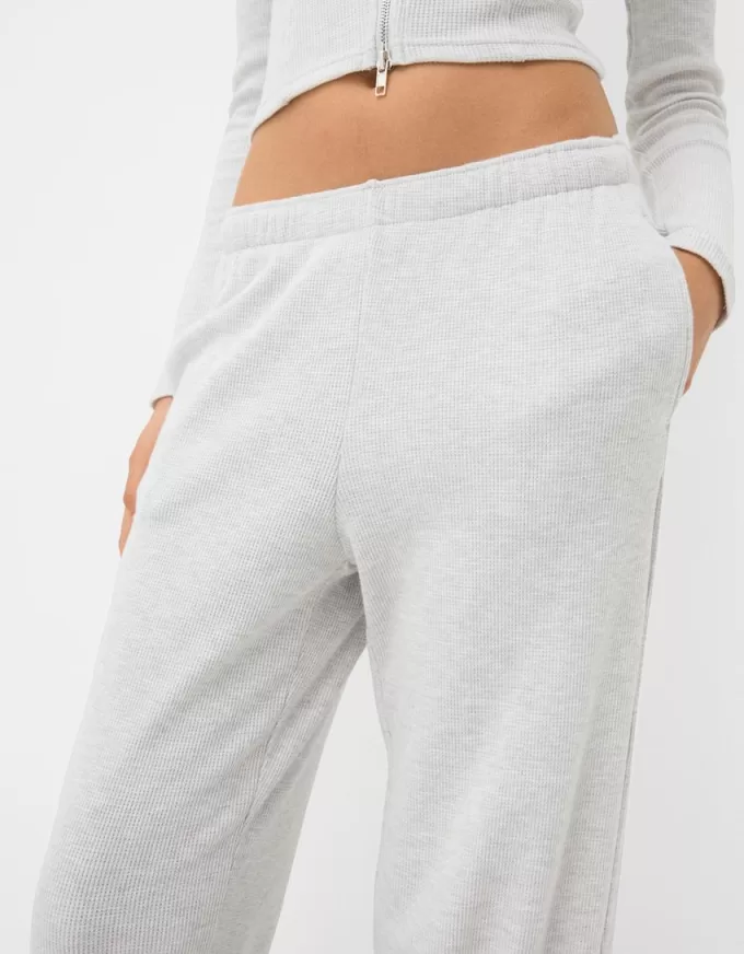 Pantalones textura gofre Grey