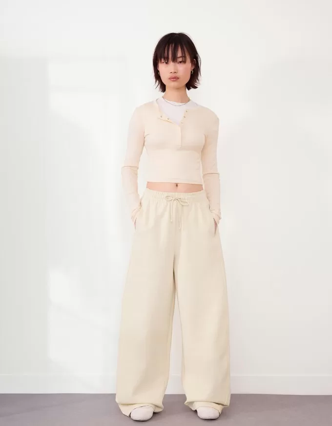 Pantalones tipo sudadera de material tipo barril Sand