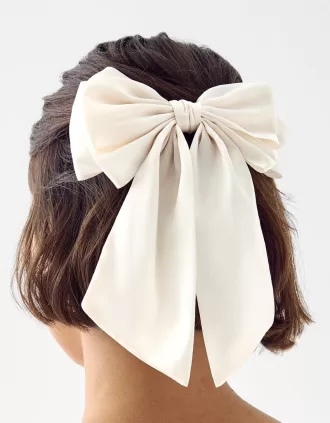 Pasador para el pelo satinado con lazo Cream