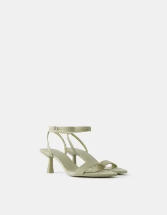 Sandalias de tacón bajo con puntera en punta KHAKI