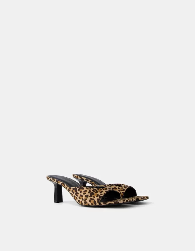 Sandalias de tacón con estampado animal ANIMAL PRINT