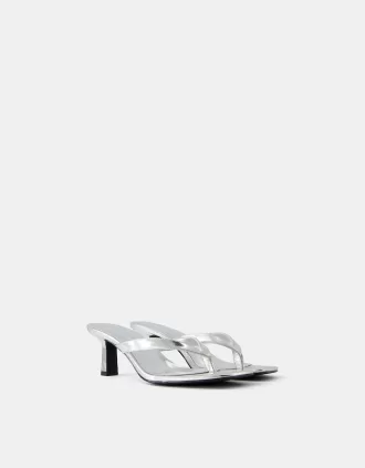 Sandalias metalizadas con tacón gatito SILVER