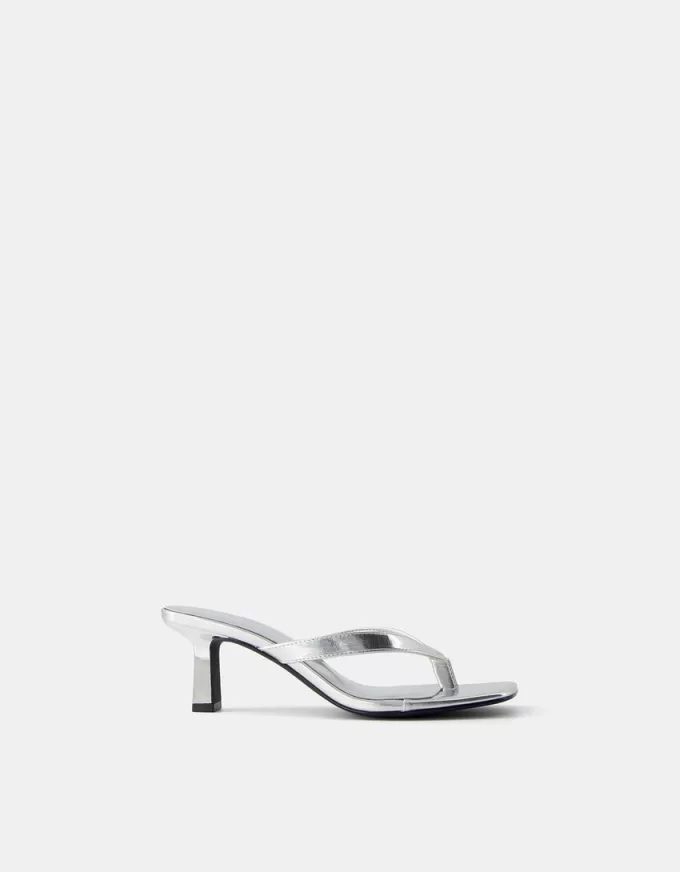 Sandalias metalizadas con tacón gatito SILVER
