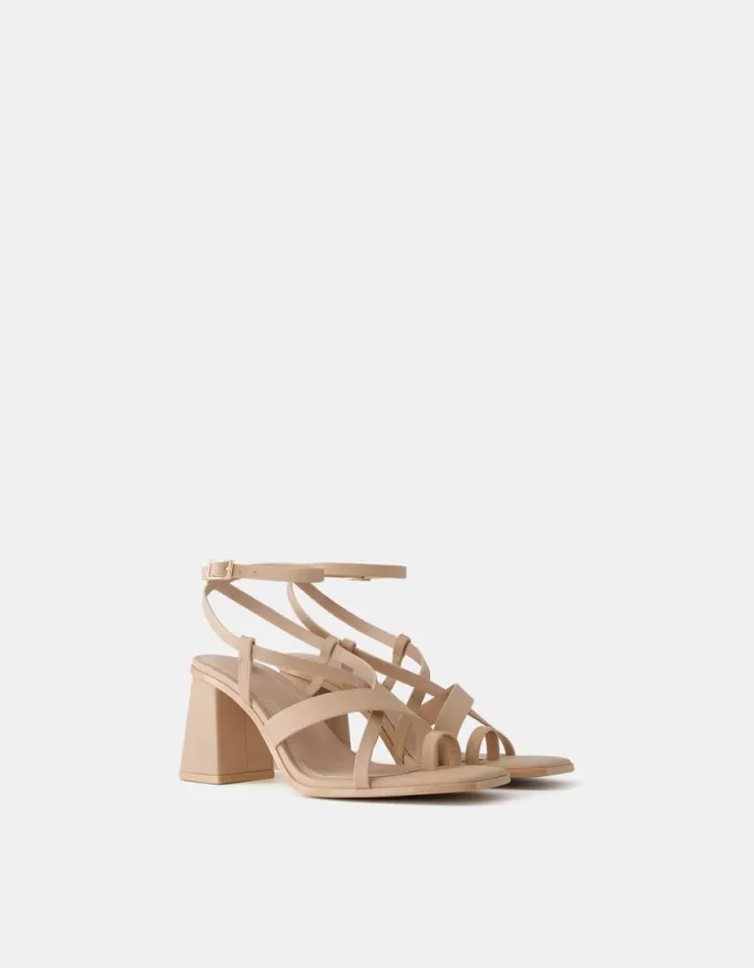 Sandalias multitiras con tacón bloque BEIGE Sandalias multitiras con tacón bloque BEIGE