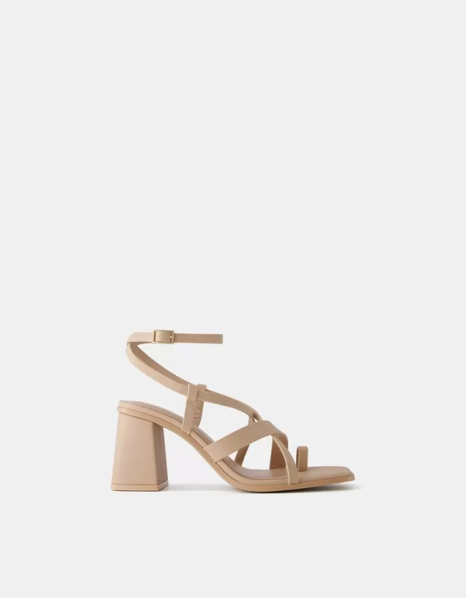 Sandalias multitiras con tacón bloque BEIGE Sandalias multitiras con tacón bloque BEIGE