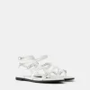 Sandalias planas con detalle de anilla. WHITE
