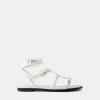 Sandalias planas con detalle de anilla. WHITE