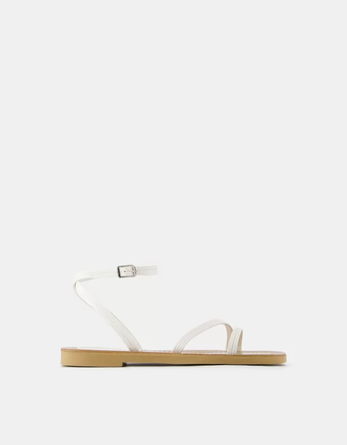 Sandalias planas con tiras WHITE Sandalias planas con tiras WHITE