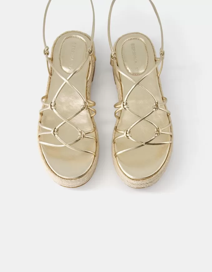 Sandalias planas de yute atadas Gold Sandalias planas de yute atadas Gold