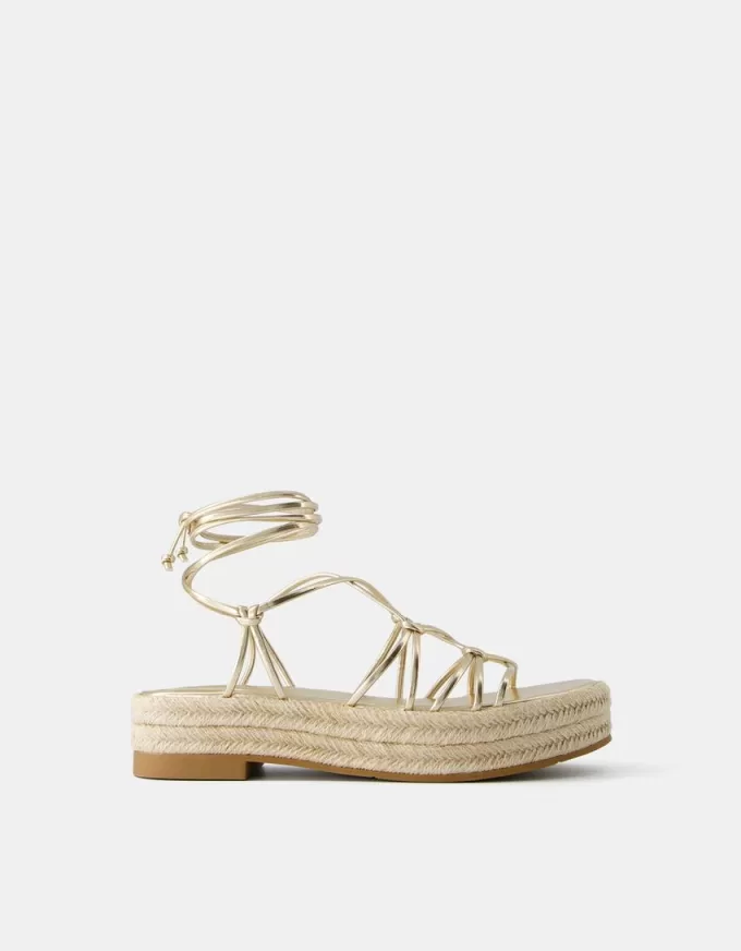 Sandalias planas de yute atadas Gold Sandalias planas de yute atadas Gold