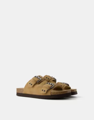 Sandalias planas tipo chancla PIEL con hebillas SAND