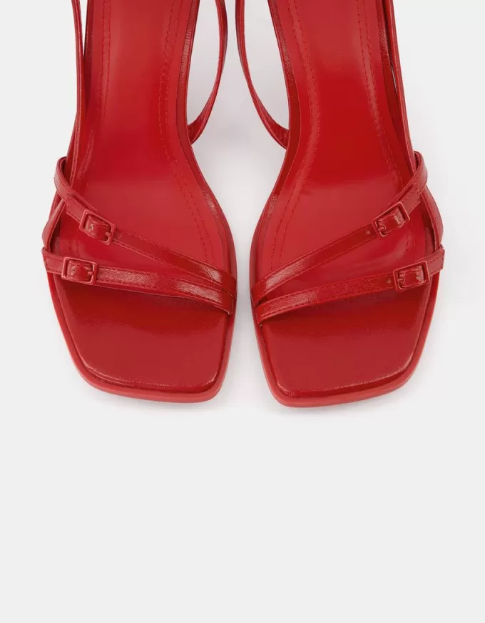 Sandalias tacón gatito con hebillas RED