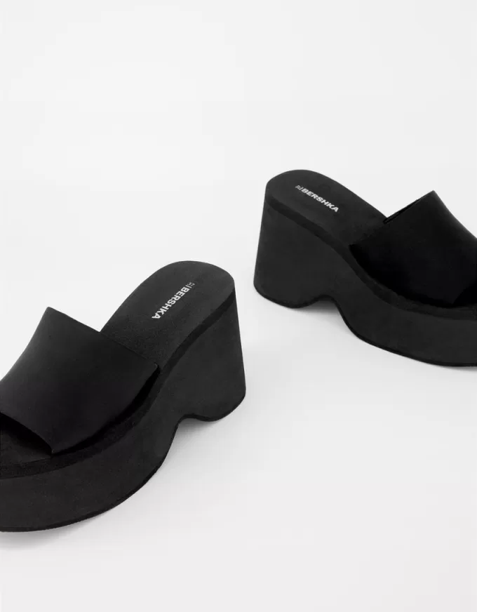 Sandalias tipo mule con plataforma BLACK