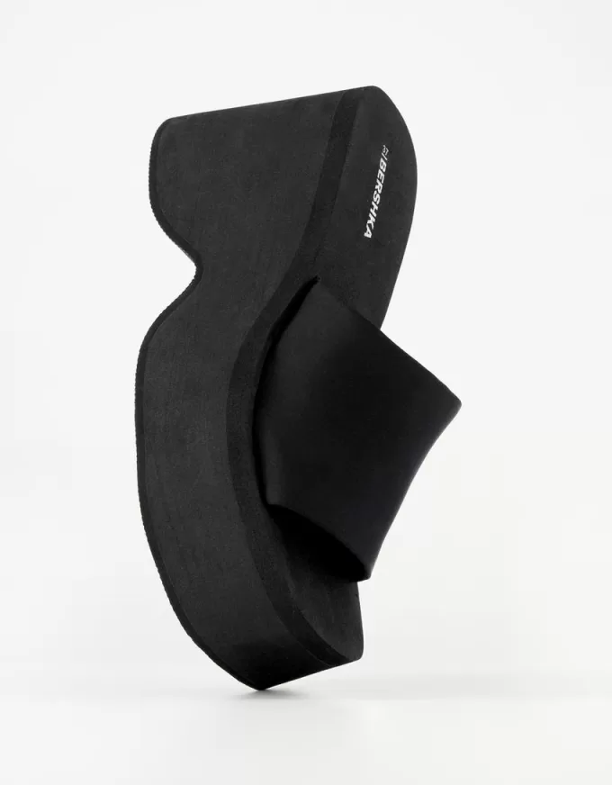 Sandalias tipo mule con plataforma BLACK