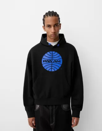 Sudadera con capucha y corte cuadrado con estampado Pan Am Black
