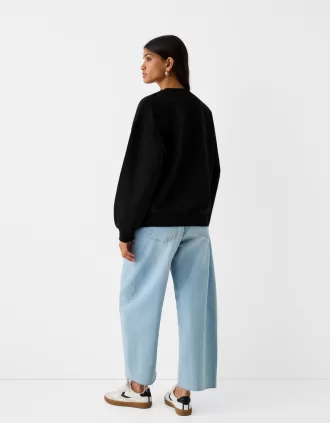 Sudadera oversize con bolsillos laterales Black
