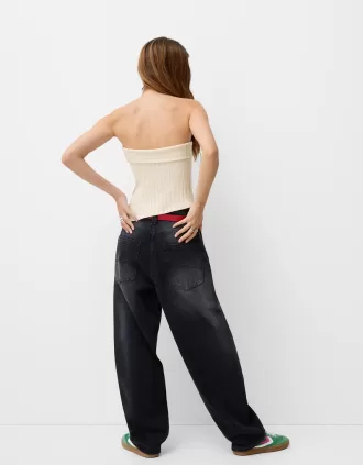 Top bandeau con abertura lateral Beige