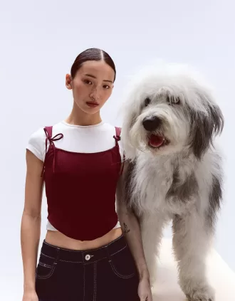 Top corsé con lazos Maroon