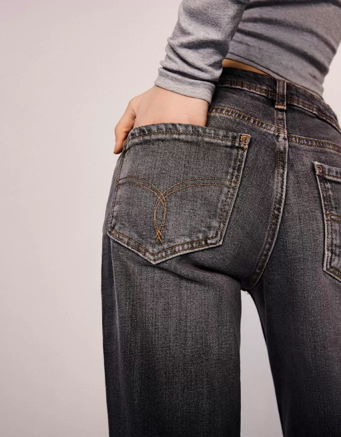 Vaqueros boot-cut de talle bajo Dark grey