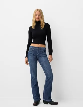 Vaqueros boot-cut de talle bajo con bordado Blue