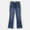 Vaqueros boot-cut de talle bajo con bordado Blue