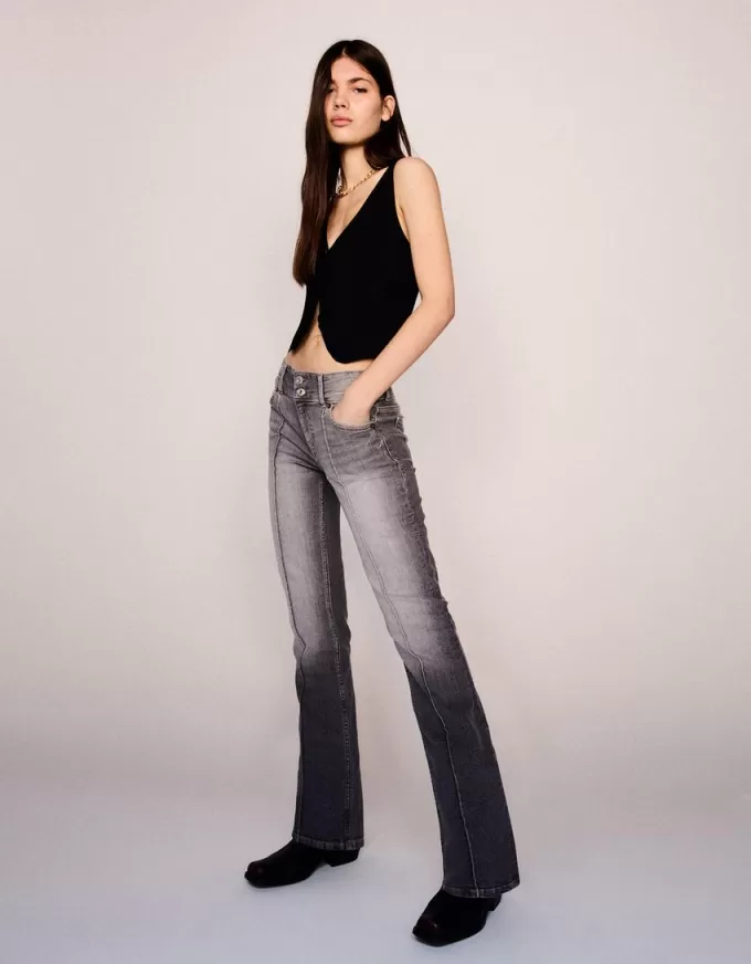 Vaqueros bootcut de talle bajo Grey