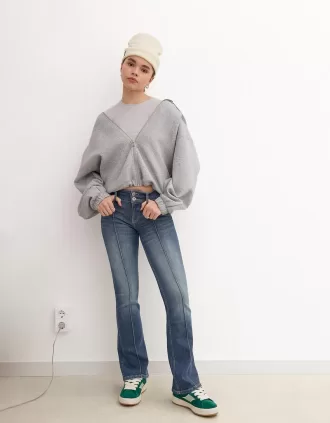 Vaqueros bootcut de talle bajo Washed out blue
