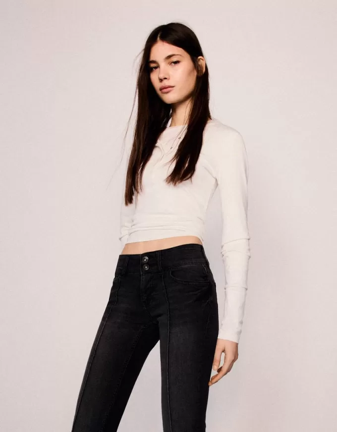 Vaqueros bootcut de talle bajo Black