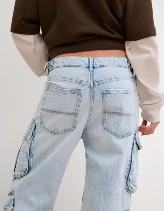 Vaqueros cargo multibolsillos Light blue