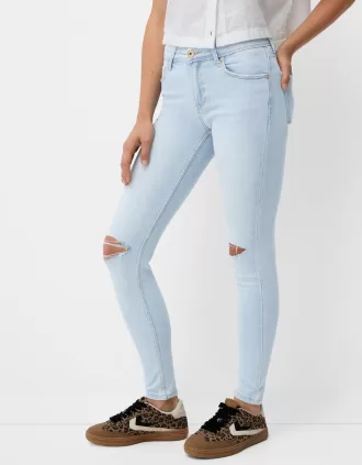Vaqueros pitillo de talle bajo Light blue