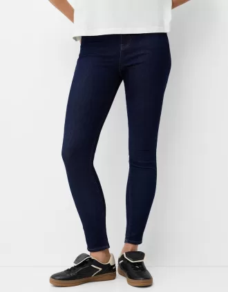 Vaqueros pitillo de talle muy alto Navy
