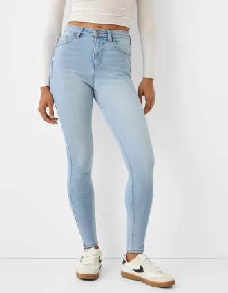 Vaqueros pitillo de talle muy alto Light blue