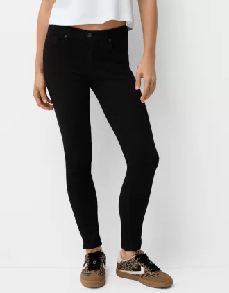 Vaqueros pitillo push-up Black