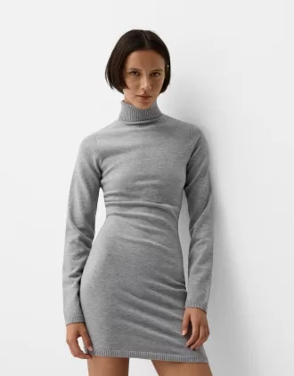 Vestido corto con cuello alto Grey