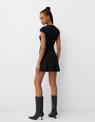 Vestido corto de manga corta Black