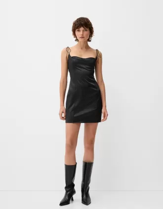 Vestido corto de raso Black