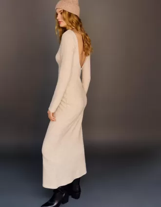 Vestido largo con cuello en V y tacto suave Sand